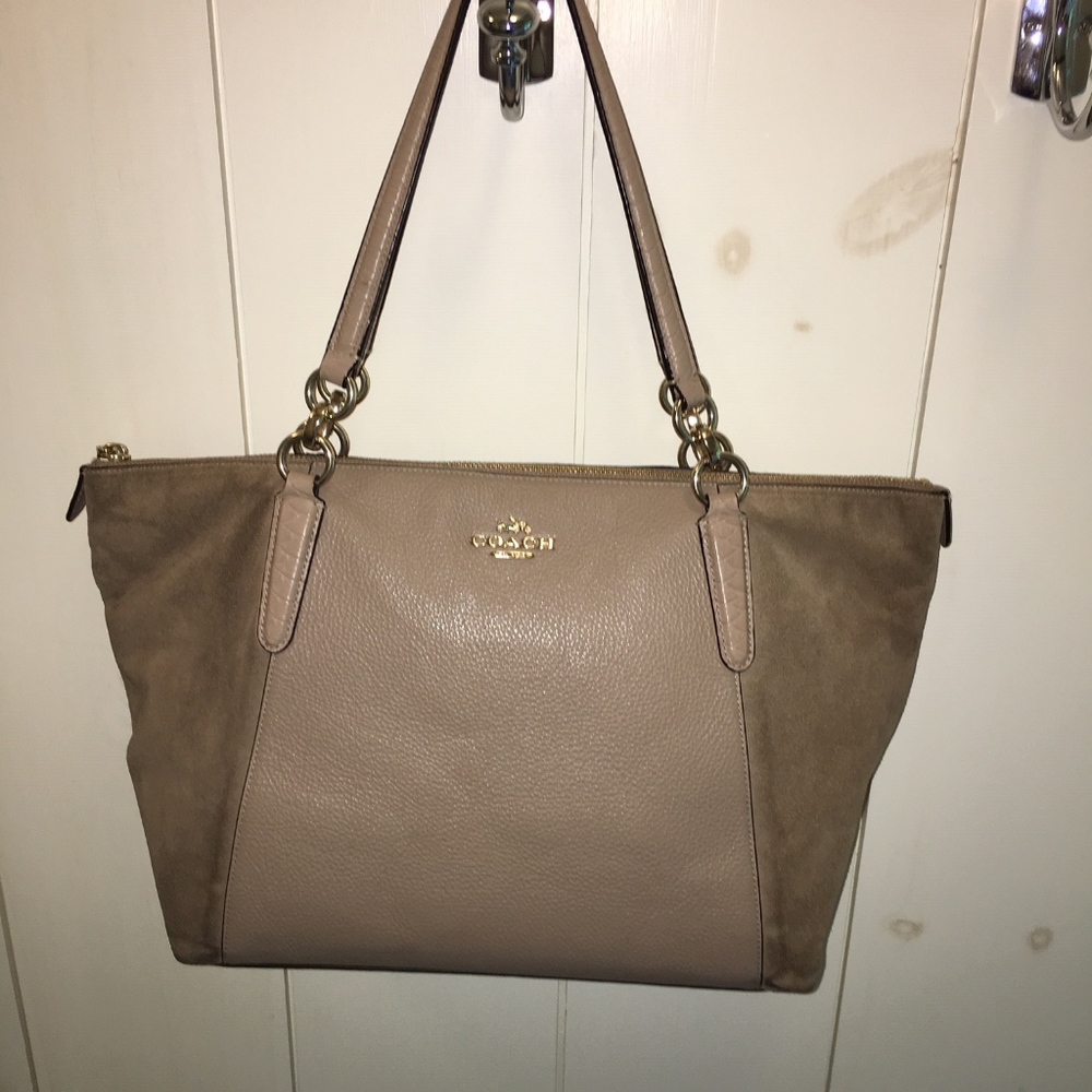 Authentic Coach leather and Suede bag.